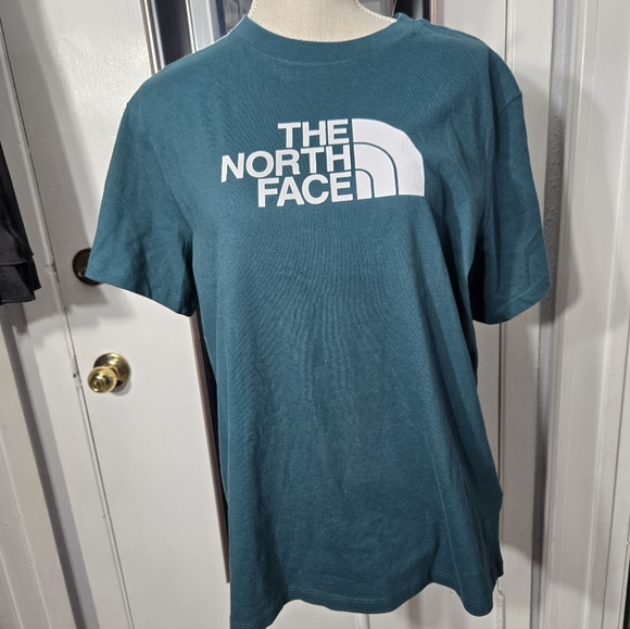 Women's The North Face Short Sleeve T Shirt Sz M NWT - Picture 2 of 8